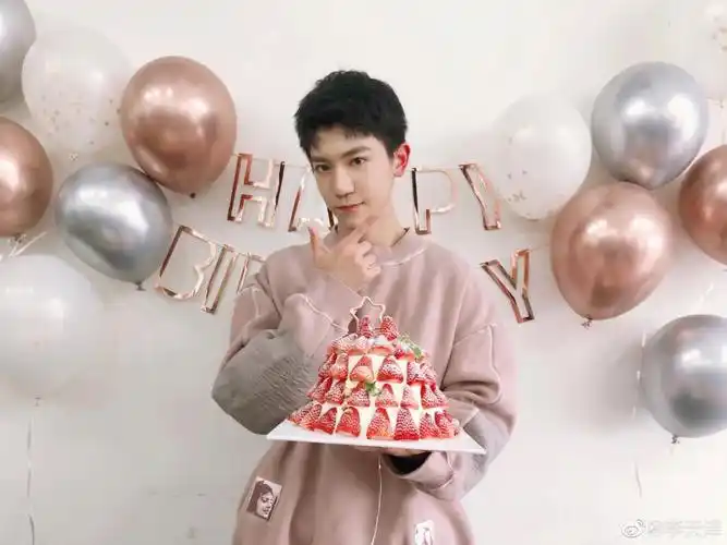 李天泽十八岁生日快乐