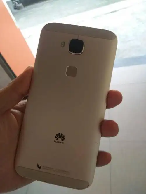 转让一台华为麦芒4买来几个月