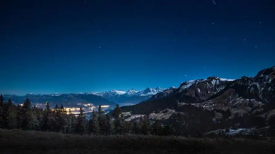 唯美夜景摄影图片高清桌面壁纸