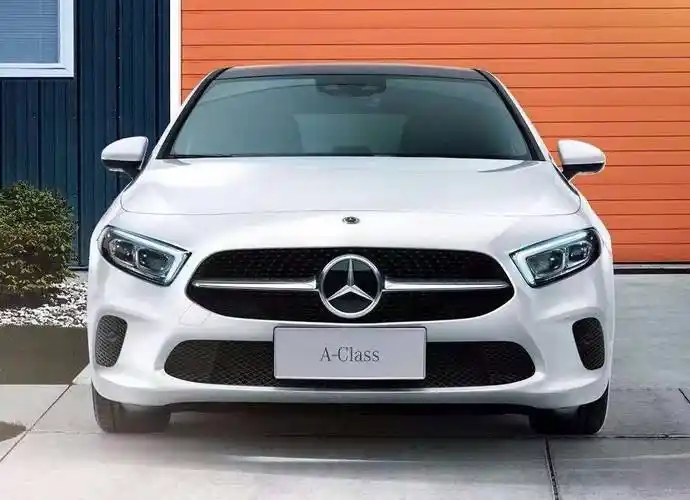 售25.78万起 全新奔驰a级两厢车正式上市