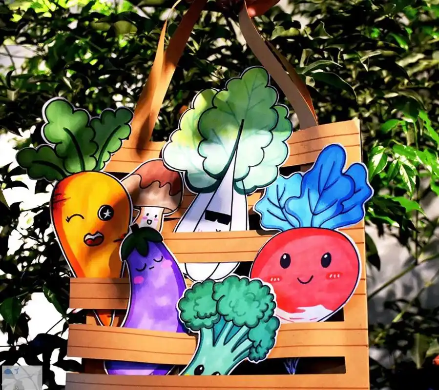 《给蔬菜加上表情又萌又好玩》创意美术96.