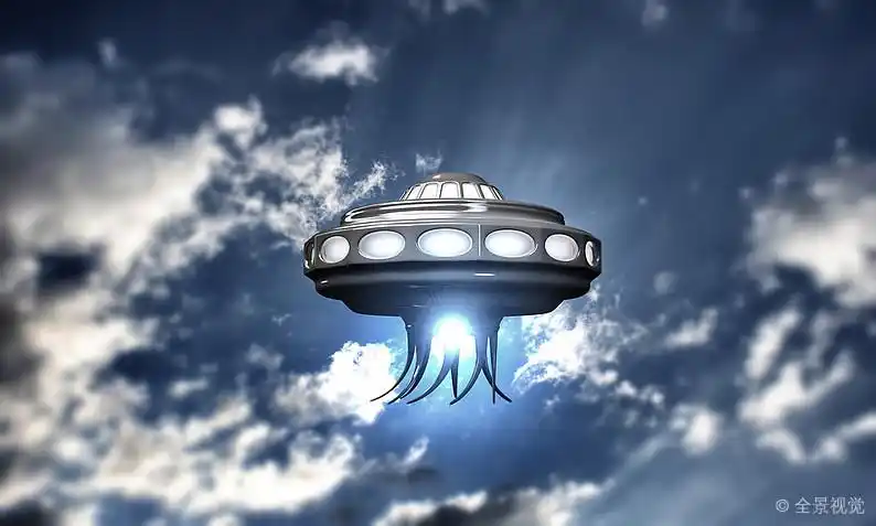 飞碟_宇宙飞船_起飞_多云_蓝天_高清图片_全景视觉