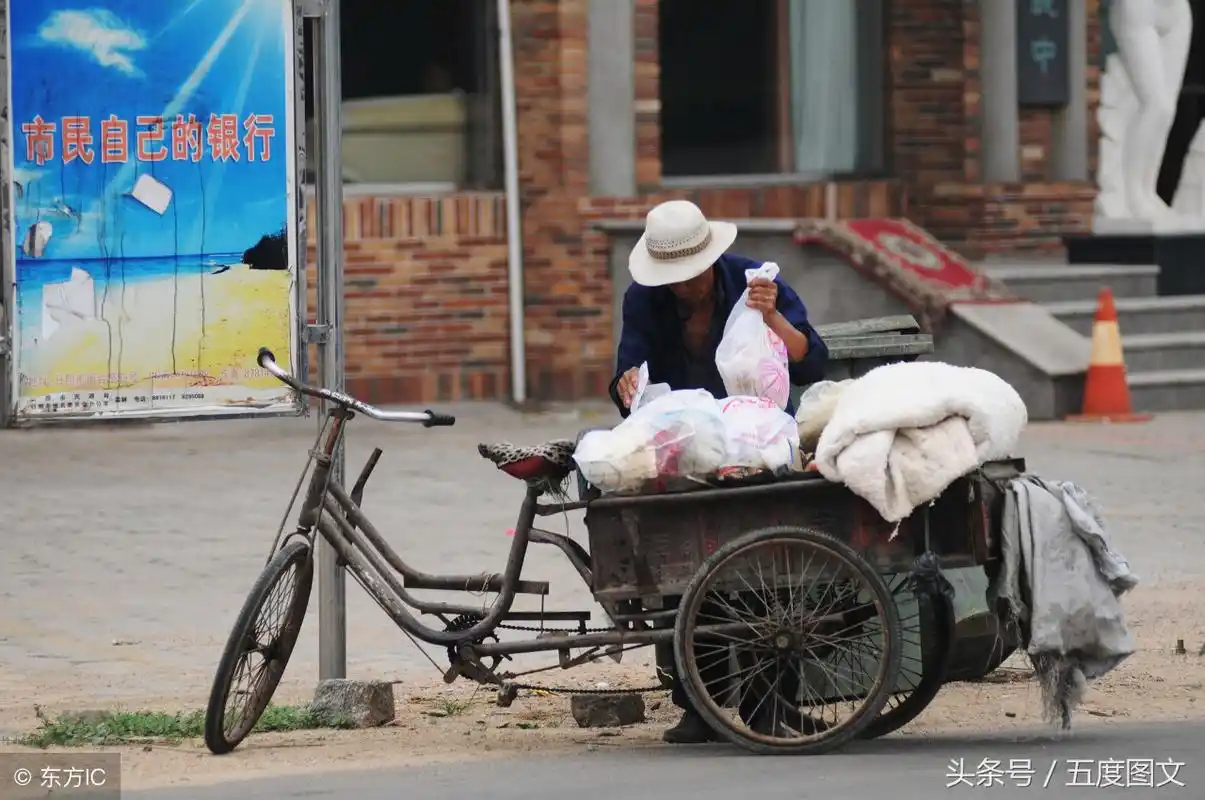 农村孩子请看看,父母挣钱不容易,6个场景让人鼻子发酸