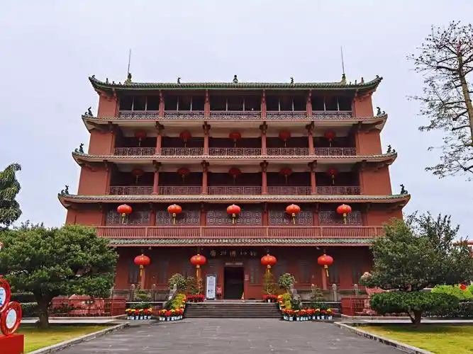 里面除了广州历史介绍,最赞的是能