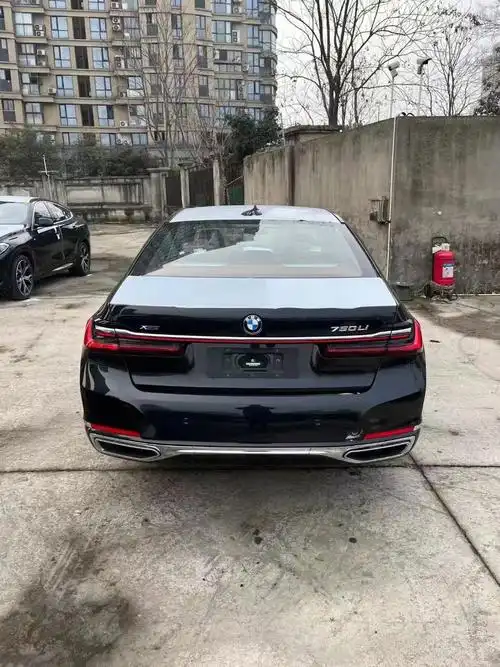 m760宝马最后一大代v12王者落幕