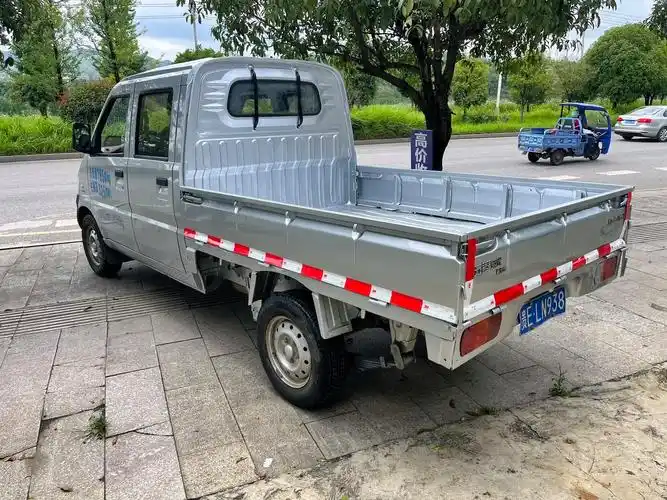 18年上户五菱荣光双排座小卡1.5排量#同城热门 #小货车  - 抖音