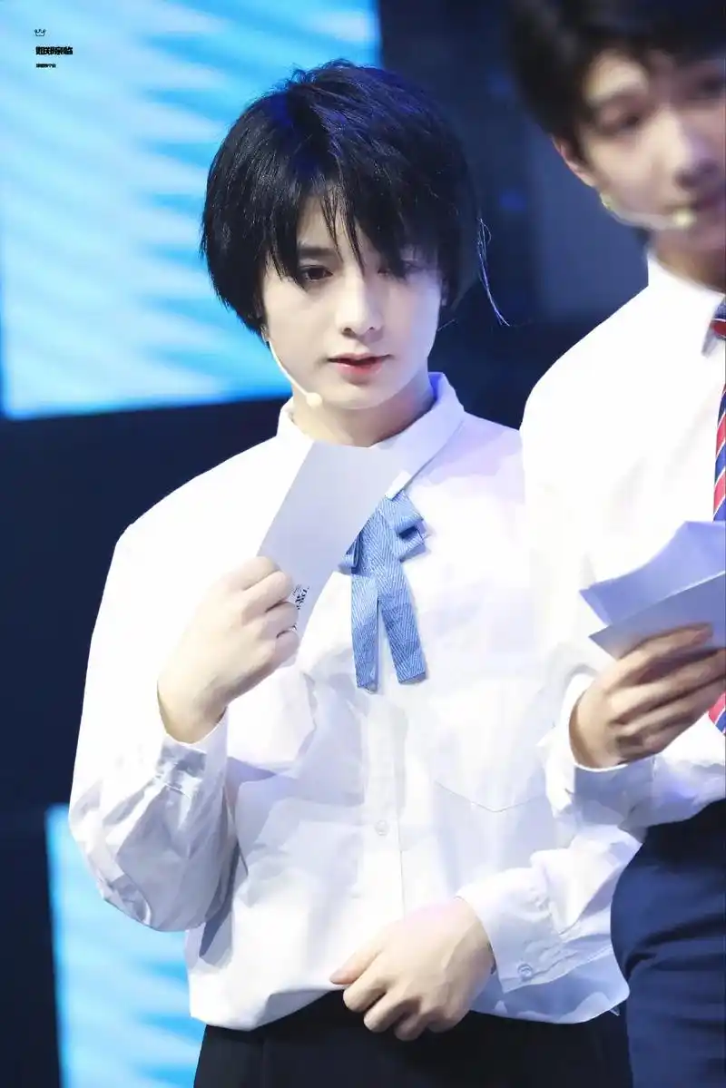 易安中学 弄了好多个,挑出来这几个还行的,凑合看吧#意间a - 抖音