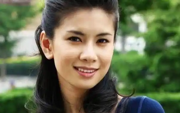 幸运女演员王迪,在上学时就被评为了中国小姐,出道就获得资源_时候