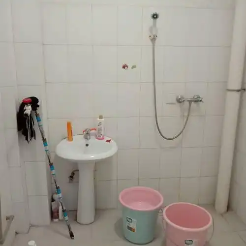 员工宿舍卫生间