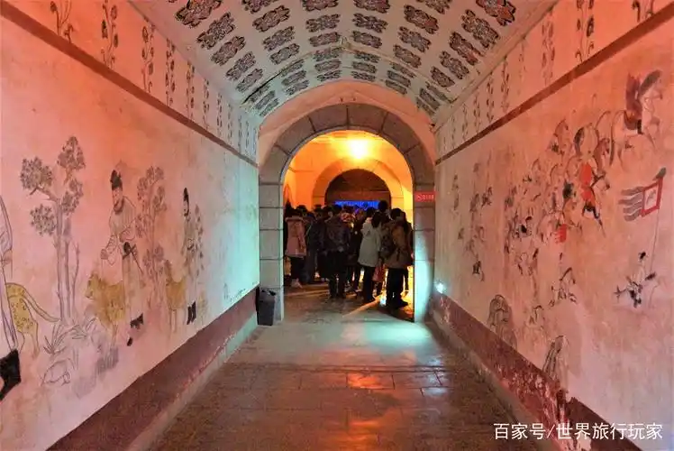 深入李治武则天乾陵地宫 墓道绘有阎立本步辇图 石板光滑房间众多