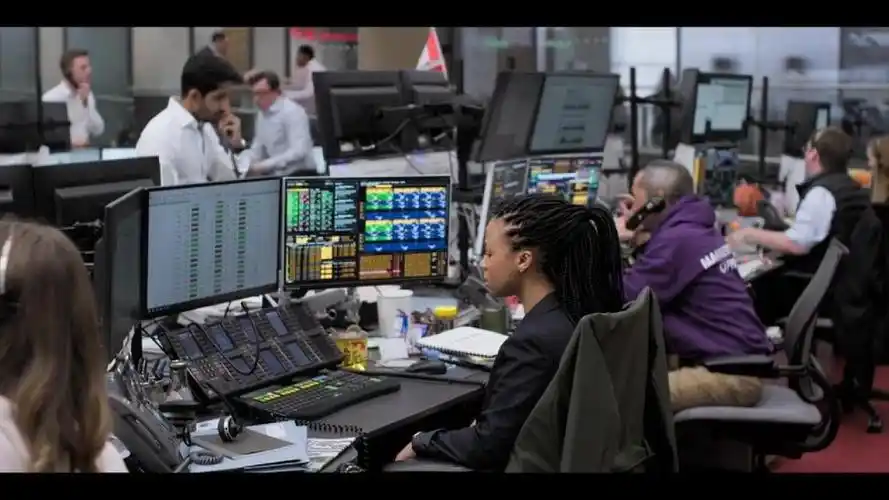 《投行风云》——性与爱都是他们的,我只有996跟站队_剧情粉-美剧粉