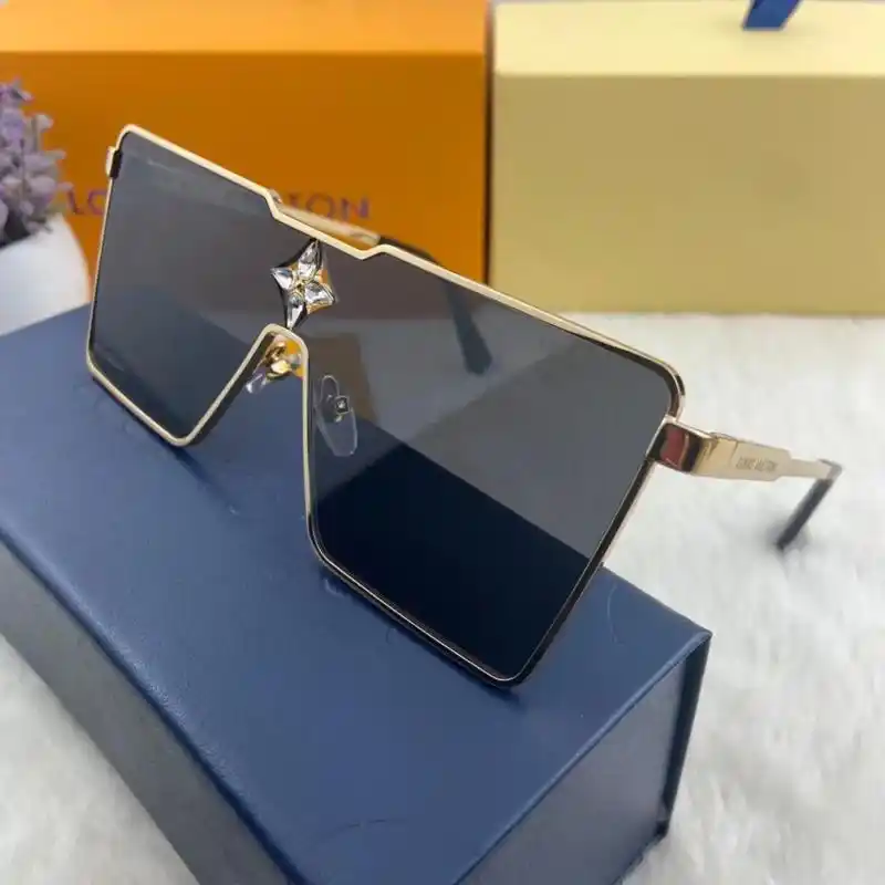 路易威登lv墨镜"断货王"复古又精致!超.新款到货9594高 - 抖音