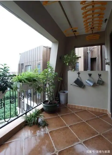 阳台原来还可以这样设计,简又美观,进门就让人眼前一亮