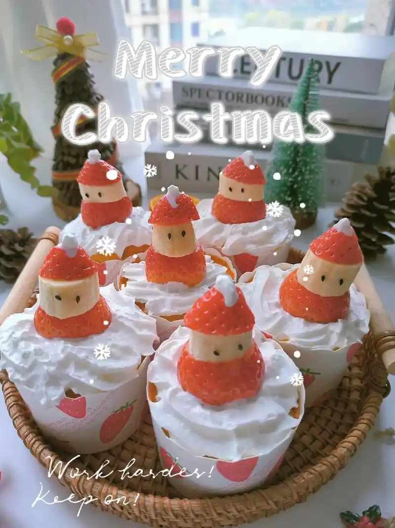 可可爱爱的91草莓雪人纸杯蛋糕90,做法超 - 抖音