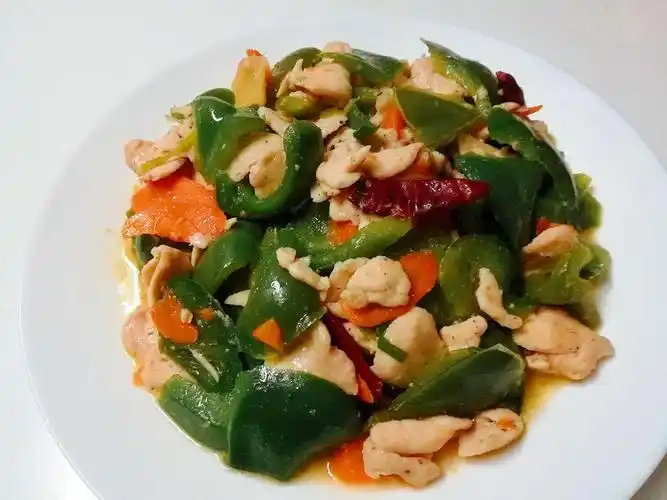 懒人快手菜11—青椒炒鸡片