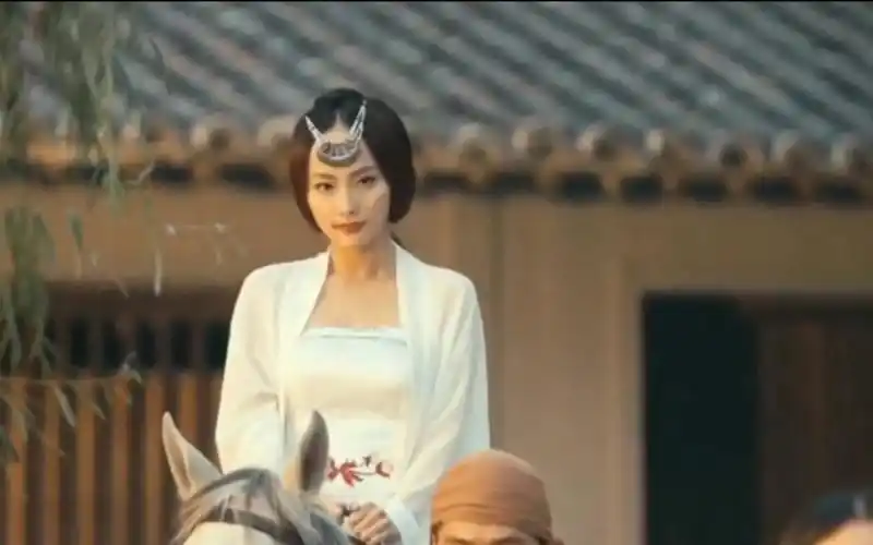 张嘉倪版的孙尚香也太诱惑了吧!_哔哩哔哩_bilibili