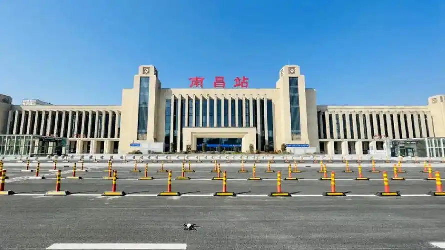 南昌站东广场开通了,快来看看有什么新变化