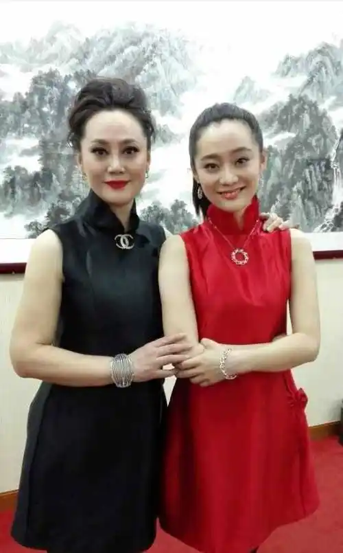 大宋佳女儿张楚楚:见证母亲46岁未婚生子后,34岁不敢婚恋_张学津_京剧