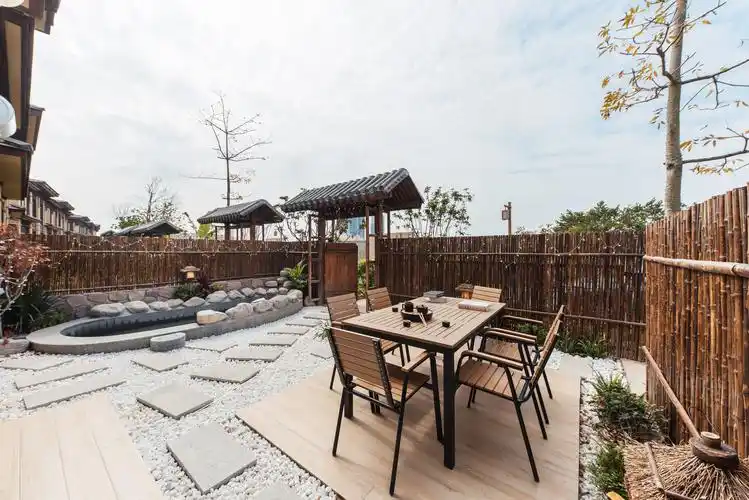 佛山高明区绿地拾野川漫野日式2房3床别墅(21#304)