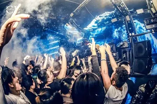 cl酒吧119高校蹦迪派对男女比例11