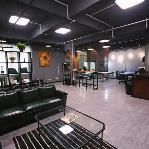 真好纹身店 作品简介:现转自己店铺或转租都可以,价格实实惠精装修