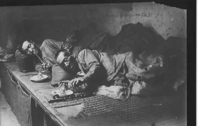 原创远东华人的悲惨命运曾经百万富翁云集40万人被驱逐殆尽