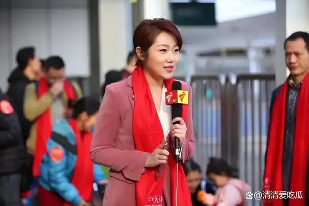 今日关注主持屈炫希谣言传是李青山妻子现实丈夫是其他人