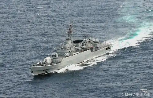 曾经的主力中国海军053型导弹护卫舰高清大图