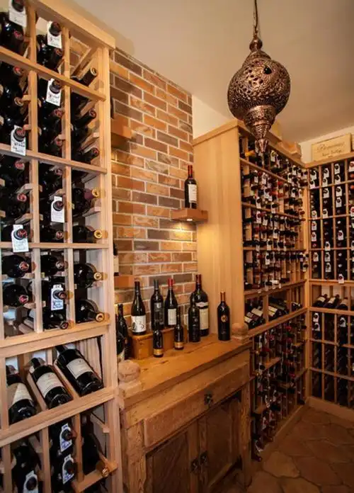 地下室乡村酒柜红酒柜淳朴时尚的酒窖设计效果图大全