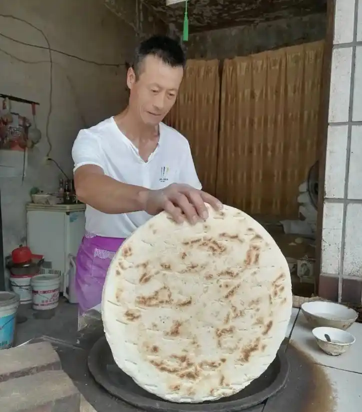 探访繁城壮馍——馍中的巨无霸|发面|孙师傅_网易订阅