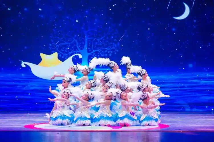 国音杯第八届广东省少儿舞蹈大赛__凤凰网