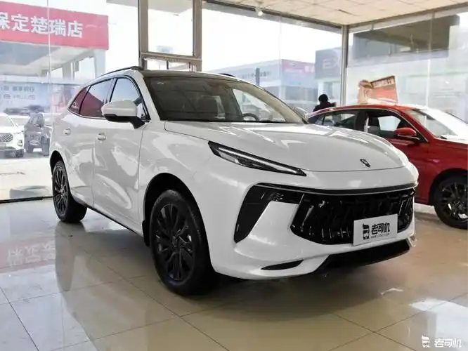 动感外观 全新"劲狮"车标 东风风行t5 evo售10.39万起