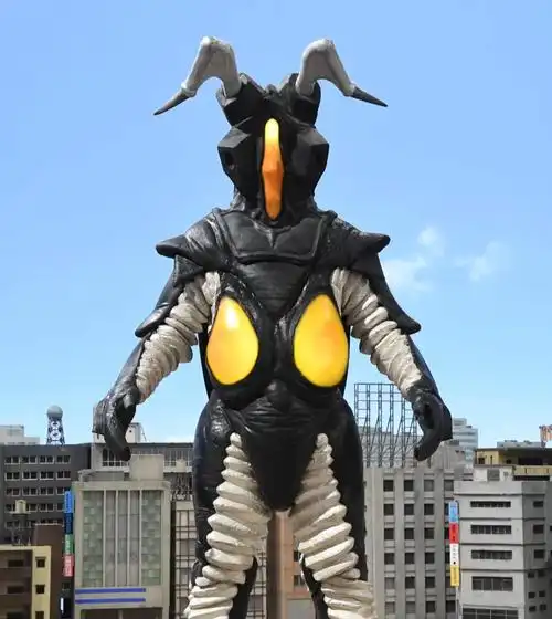 奥特曼  #怪兽  #芝顿