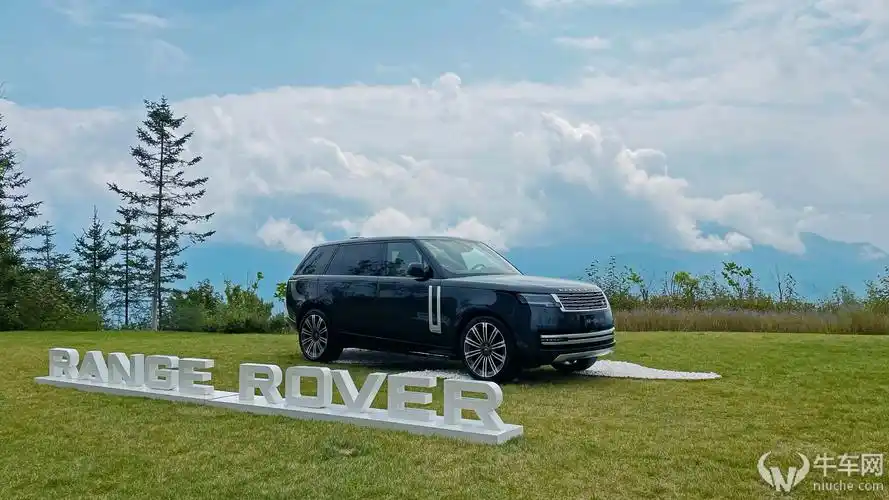 能否继续统治细分市场?试驾全新一代路虎揽胜加长版 - 牛车网
