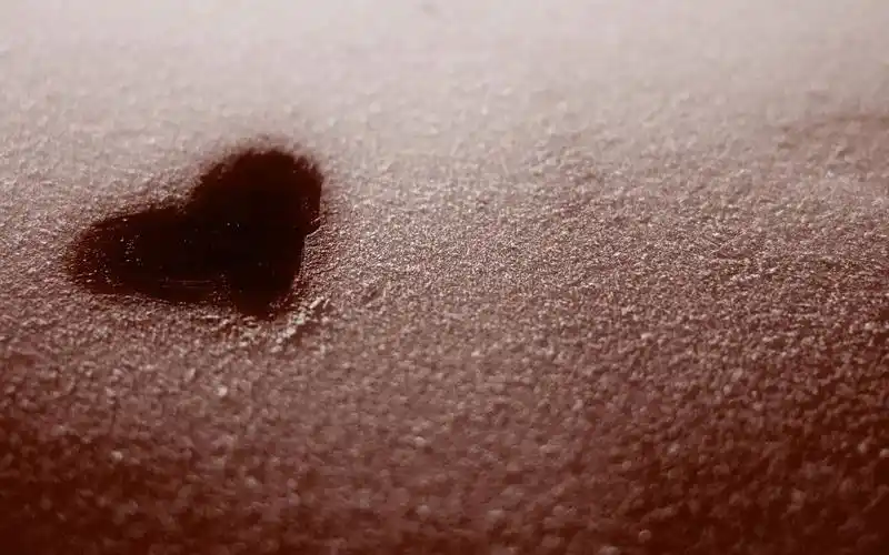 非主流小清新唯美沙滩浪漫心形高清桌面壁纸