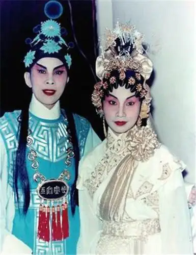 图著名粤剧名角任剑辉白雪仙刚柔并济好搭档