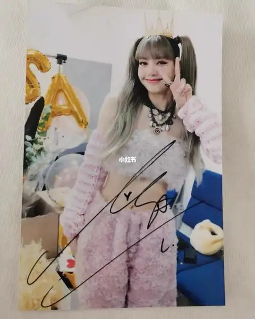 lisajenniejisoorose个人签名照库存