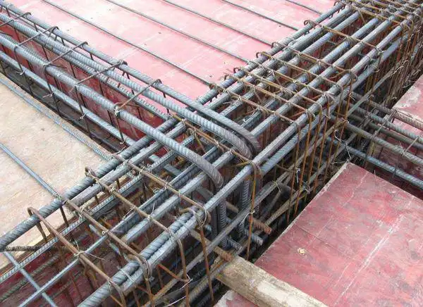 钢筋混凝土梁的计算跨度怎么算