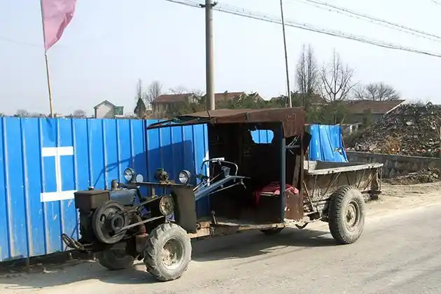 【手扶拖拉机使用与维修】手扶拖拉机使用要点 手扶拖拉机常见故障