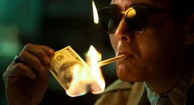 18周润发发哥63岁生日当天,新片《无双》放出一款预告片,其中一幕发哥