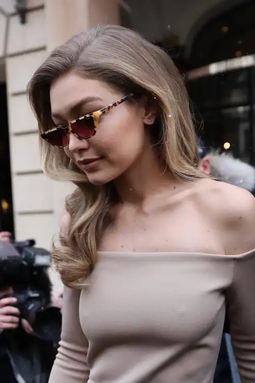 gigihadid cr:vx[dachen195]微博[大陈没有猫]