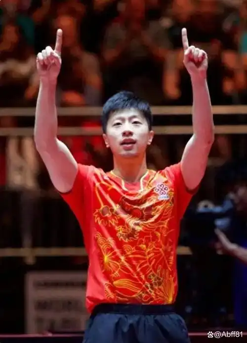 在不到20年的时间里,鞍山为人类乒乓球界输出了12名世界名将,其球星