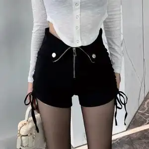 超高腰短裤女黑色