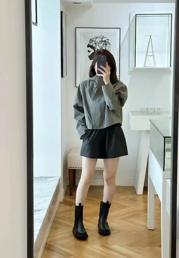 定制款小牛皮切尔西靴.设计越简洁品质越精良搭配的效果就越 - 抖音