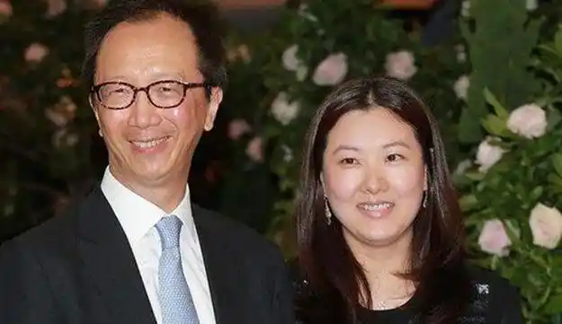 伏明霞跳水冠军变全职太太嫁二婚富豪丈夫直言是为了爱情