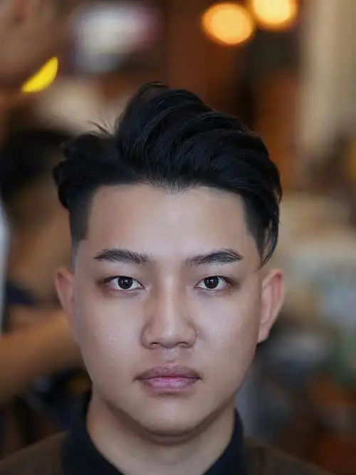 2021年最流行的男生发型