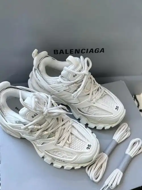 巴黎世家balenciaga老爹鞋track