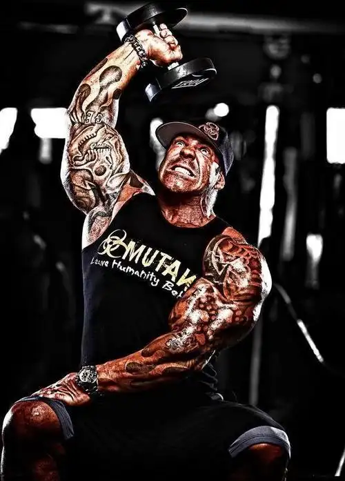 世界冠军巨臂哥结婚胳膊太粗穿无袖西装胳膊比常人大腿粗一圈