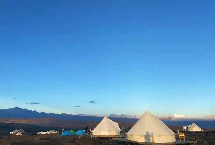 鱼子西星空营地日落川西国庆