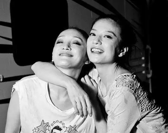 周迅是如何成为姬圈大佬的?|陈坤|范晓萱|桂纶镁_网易订阅